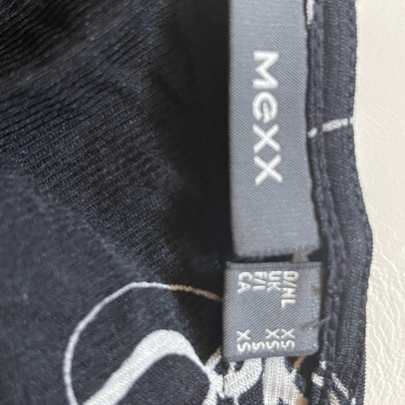 Mexx stretchy sheer Top XS - Picture 3 of 4